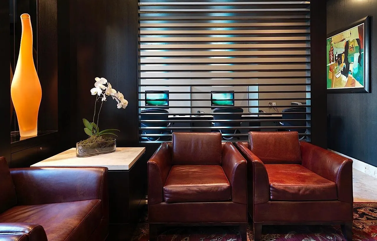 The St. Regis Hotel Vancouver